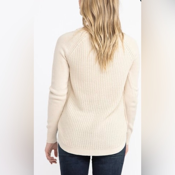 Warehouse One women’s size M side button curved hem knit pullover - Picture 3 of 9